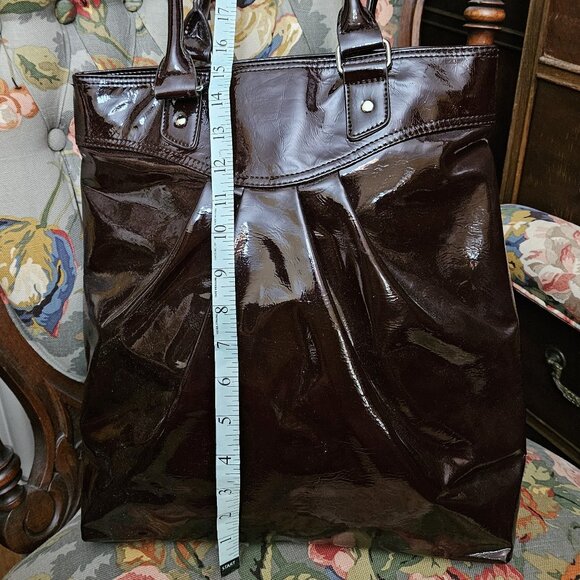 Large Women's Shoulder Bag - Picture 5 of 9